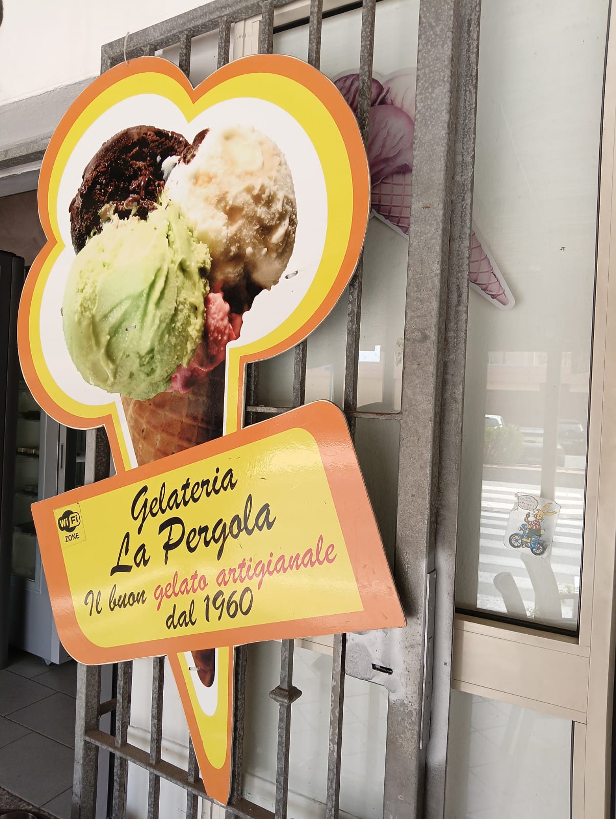 Gelateria La Pergola — il buon gelato artigianale dal 1960
